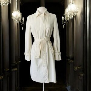 LORO PIANA Storm System Ivory Trench Coat Size 42 Italy